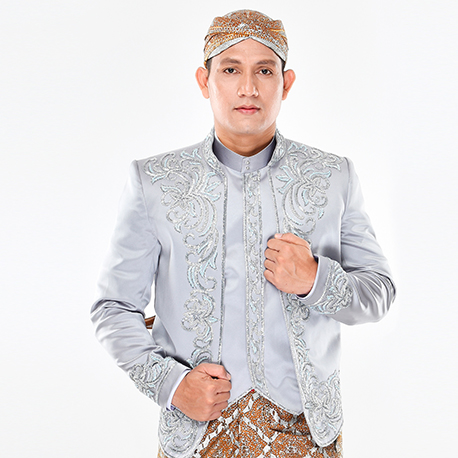 Beskap Adat Jawa
