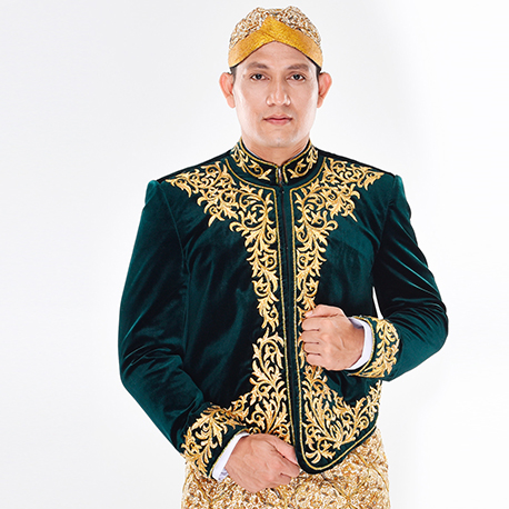Beskap Adat Jawa